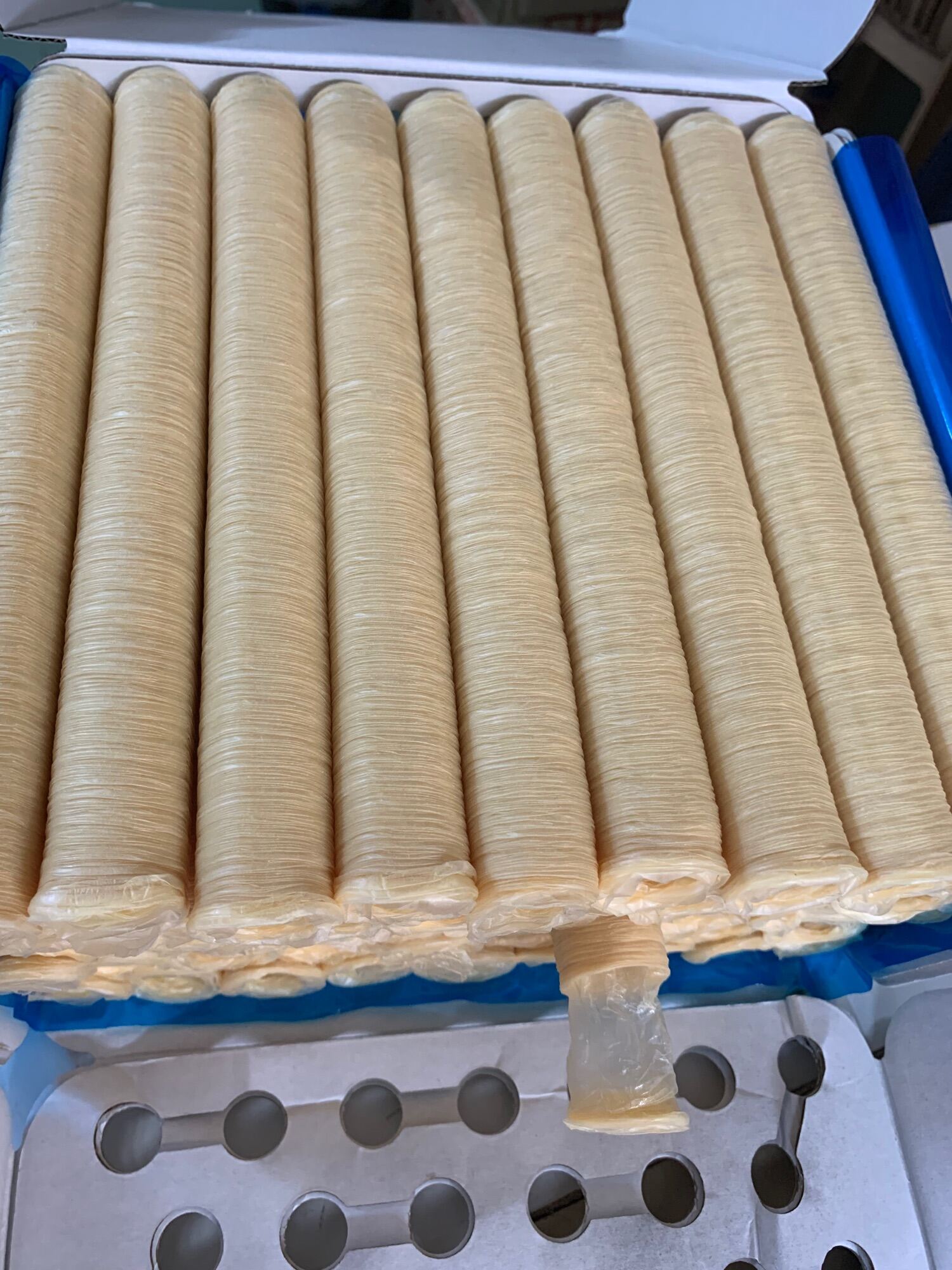 Vỏ colagen làm Lạp xưởng và xúc xích 1 cuộn 15met