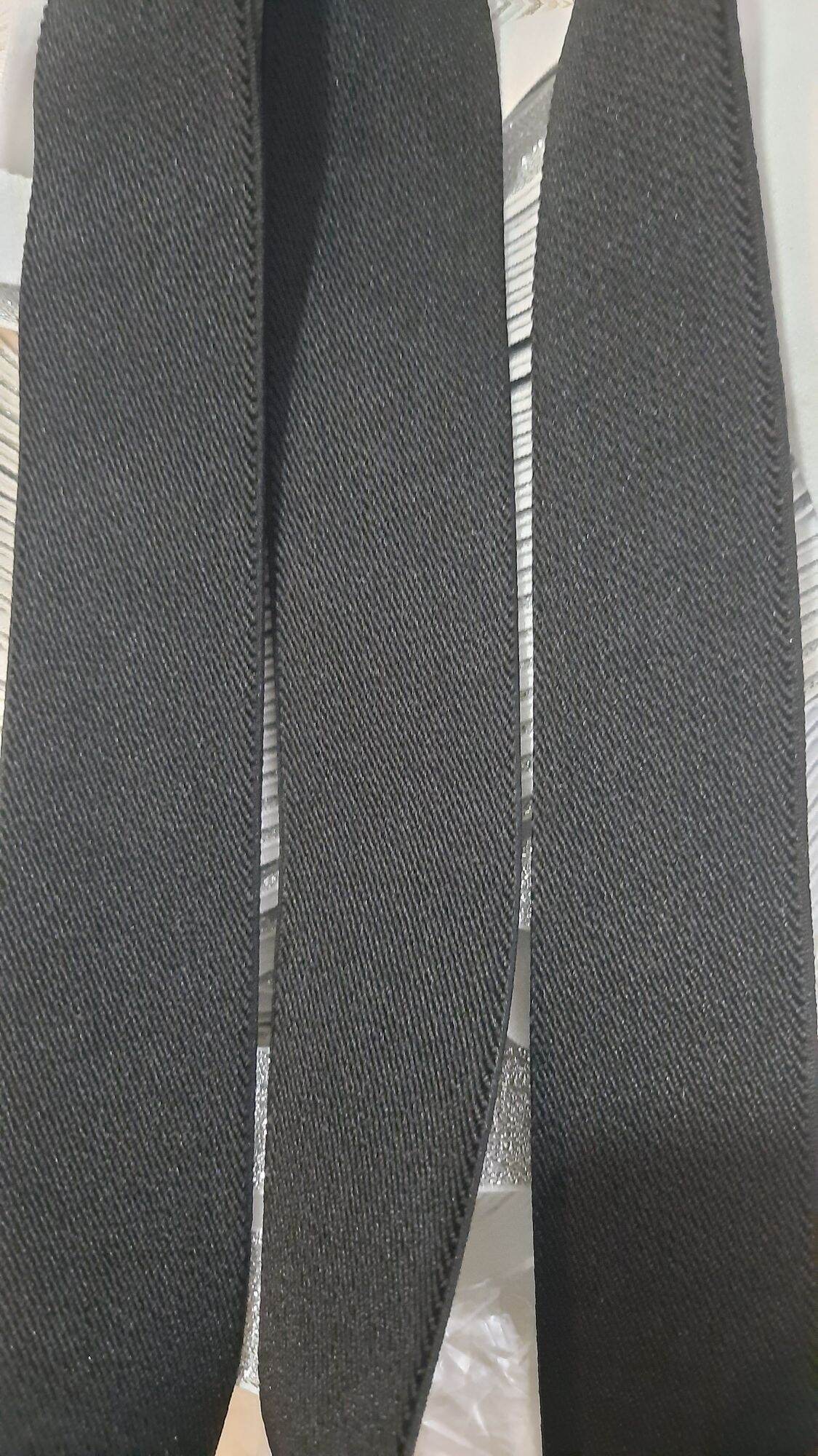 4m Chun cạp đen bản 4cm
