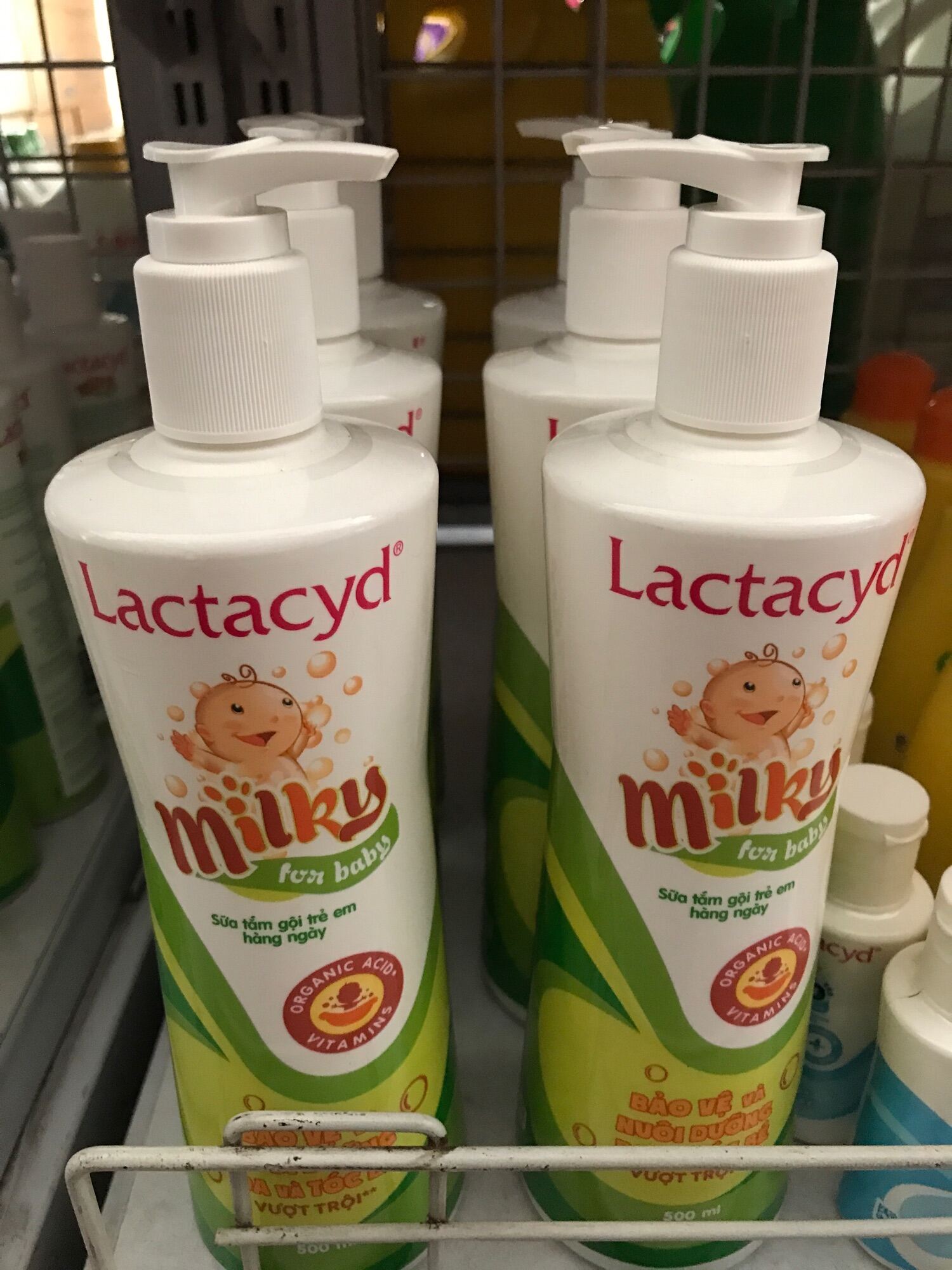 Sữa Tắm Gội Trẻ Em Lactacyd chai 500ml, Sữa Tắm Gội Em Bé