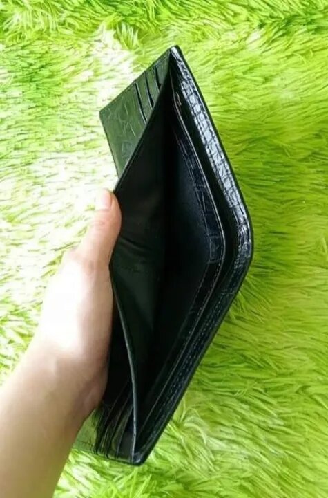 Ví da cá sấu 350k (đủ màu, đủ mẫu)