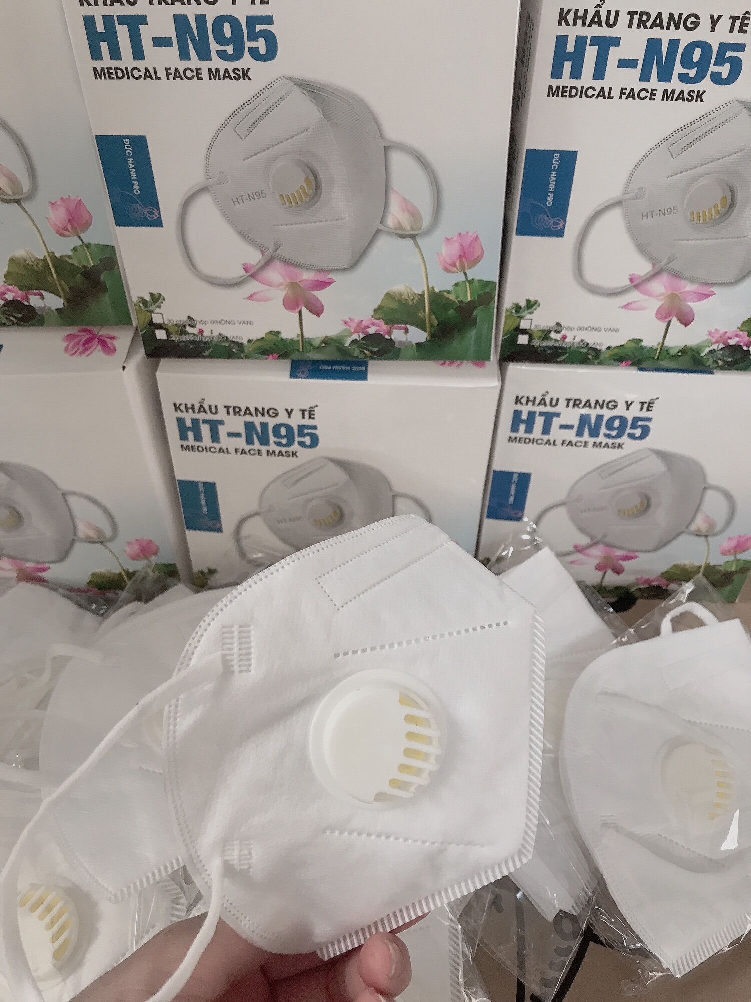 Khẩu Trang N95 Có Van Thở ( hộp 20 chiếc )