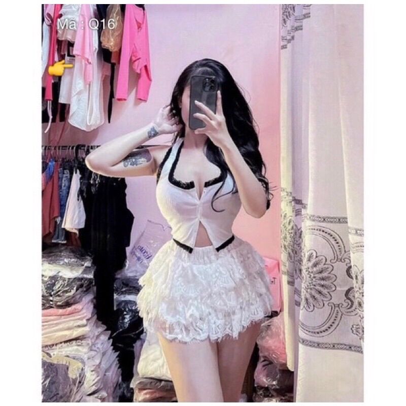 Chân váy ren tầng có lót trong