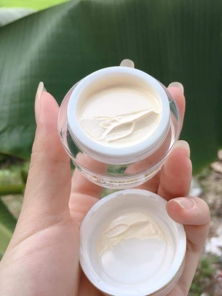 KEM FACE P1 DƯỠNG TRẮNG DA PONRY 10gr ( có kèm quà )