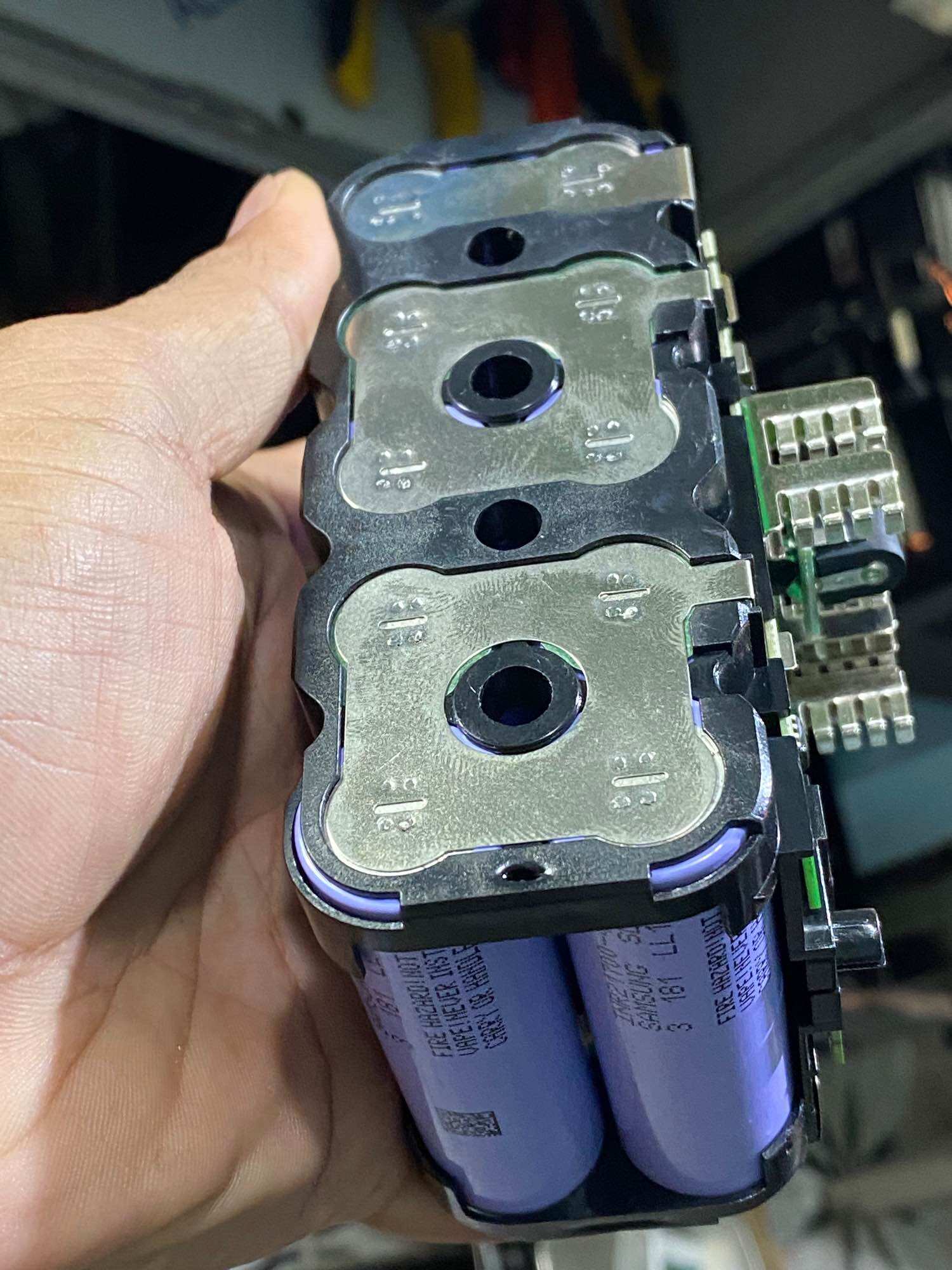 Pin đóng 21700 Samsung 40T3 đate mới.