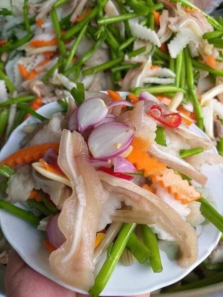 Tai heo ngâm chua ngọt 900g