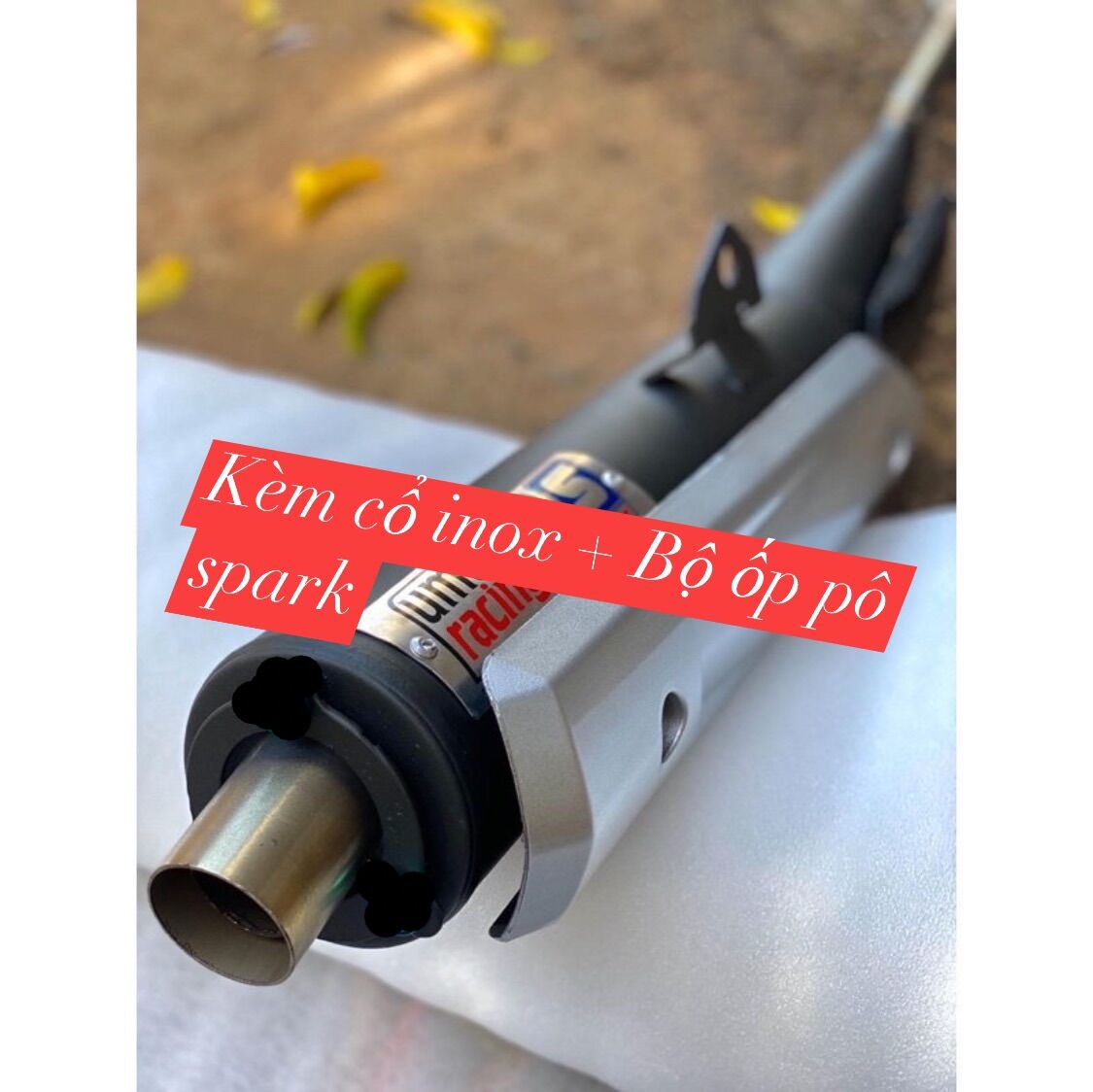 Pô uma v4 luôn Cổ và Ốp gắn xe sirius