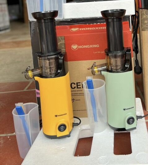 Máy ép hoa quả Mini Hồng Xinh, Ép Rất Kỹ. Hàng chính hãng bảo hành 12 tháng