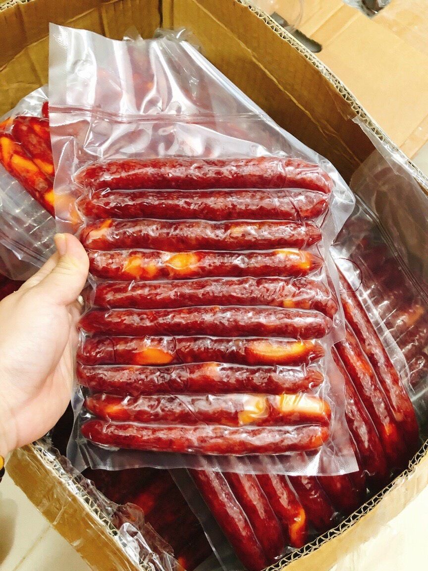 Lạp xưởng tôm trứng muối thơm ngon 500g