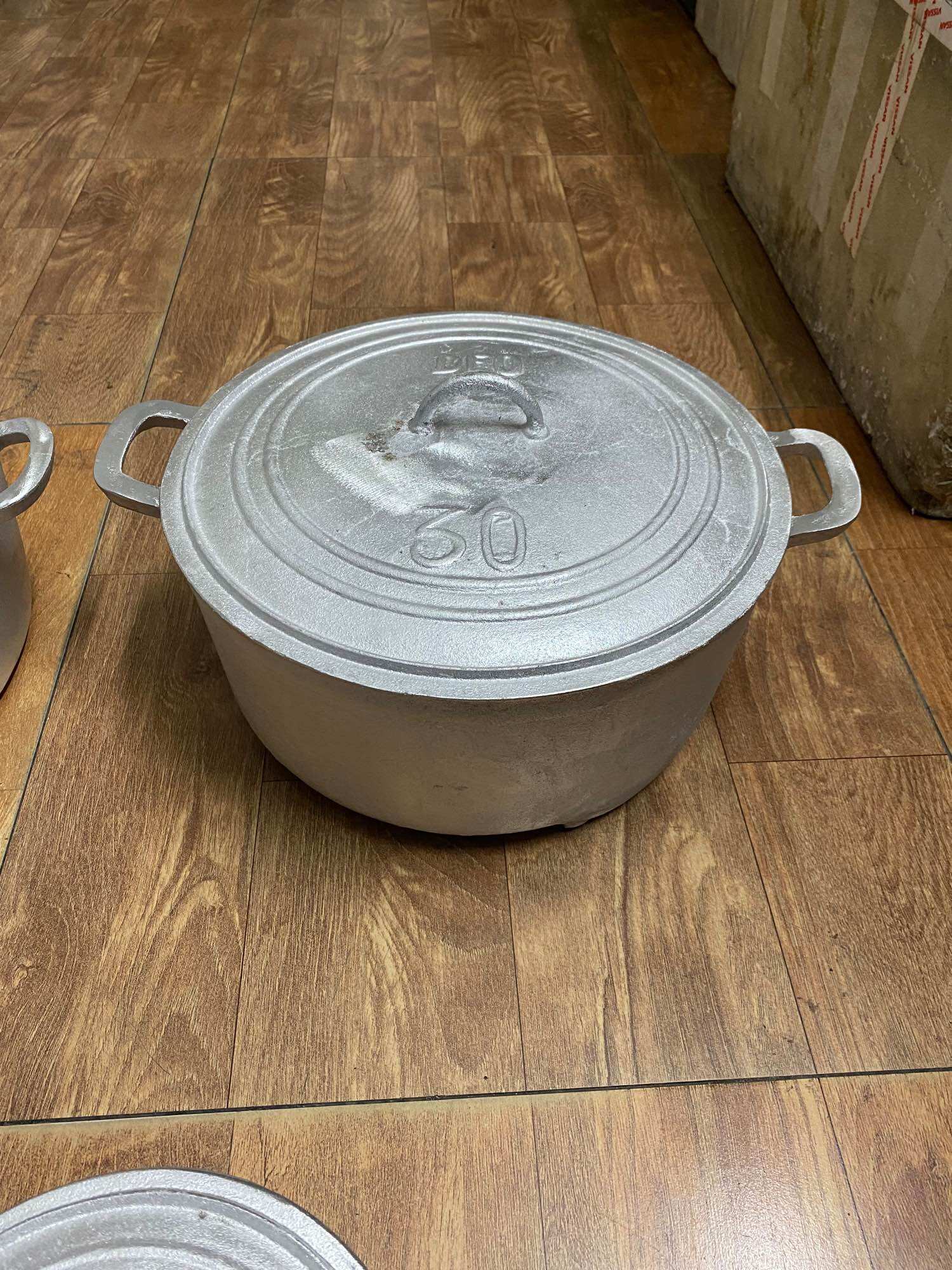 Nồi gang nấu cơm cháy đúc thủ công làng nghề đk 19-30cm