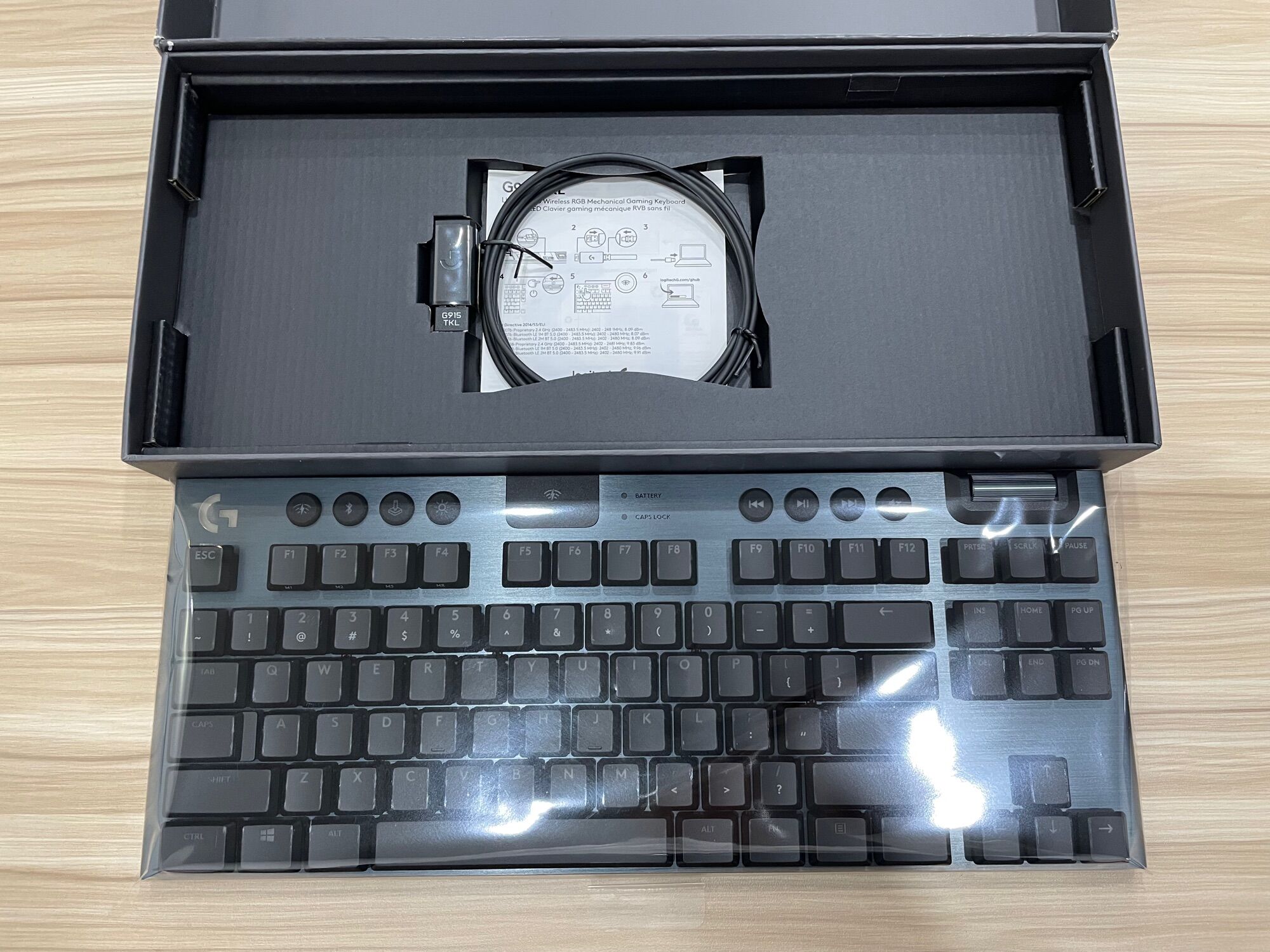 Logitech G915 TKL Gaming Keyboard (New/Openbox) - Bảo hành 12 tháng