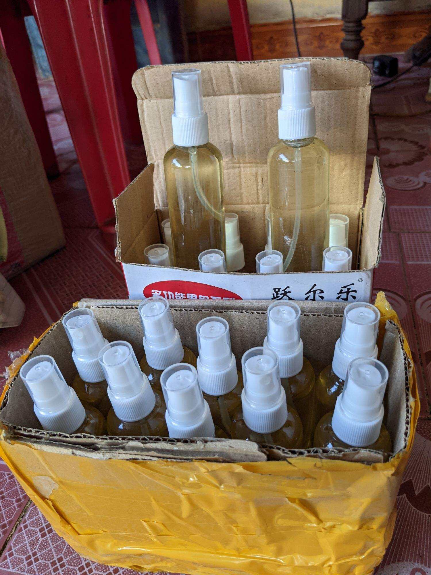 một lít tinh dầu sả java hai chai