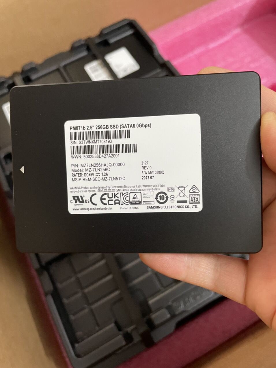 Ổ cứng SSD 256GB Samsung PM871b (Samsung 860 EVO OEM, Vỏ nhôm, Tốc độ cao)
