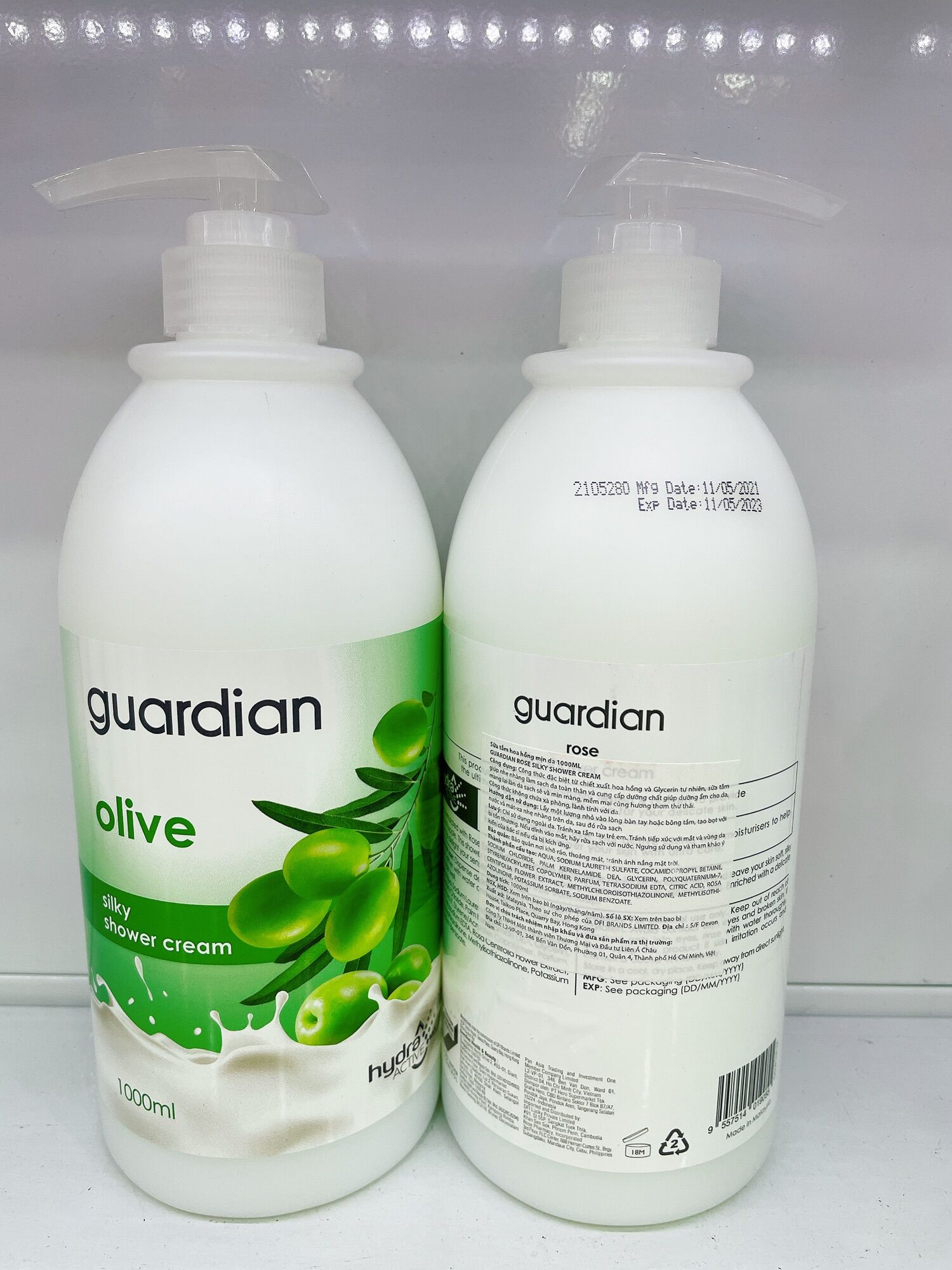 Sữa Tắm Dưỡng Trắng Mịn Da Olive Malaysia 1000ml