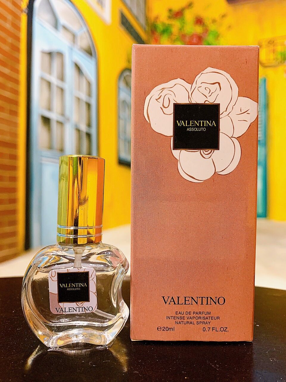 Nước Hoa Mini Nữ VALENTINO 20ml (Mẫu Táo)