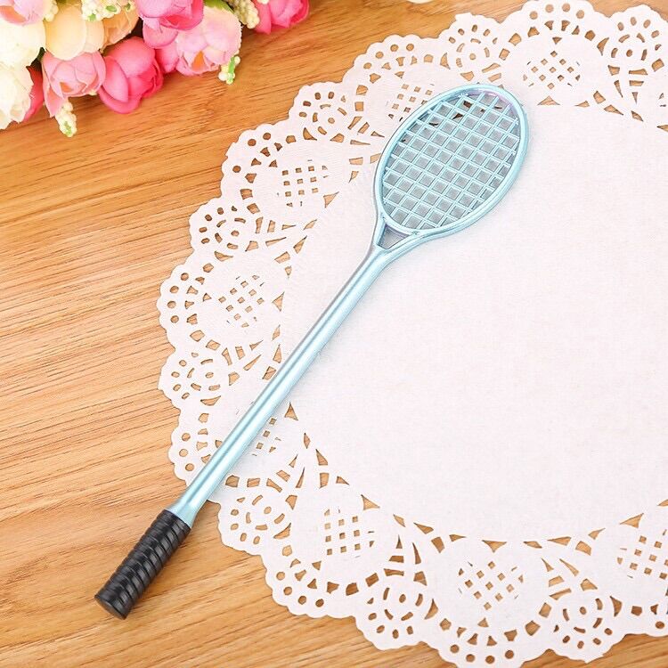 Bút nước hình cây vợt độc đáo