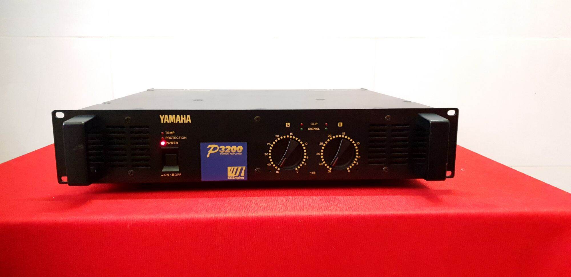 YAMAHA P3200 YAMAHA - P3200 - AMPLIFICATORE DI POTENZA - Zecchini