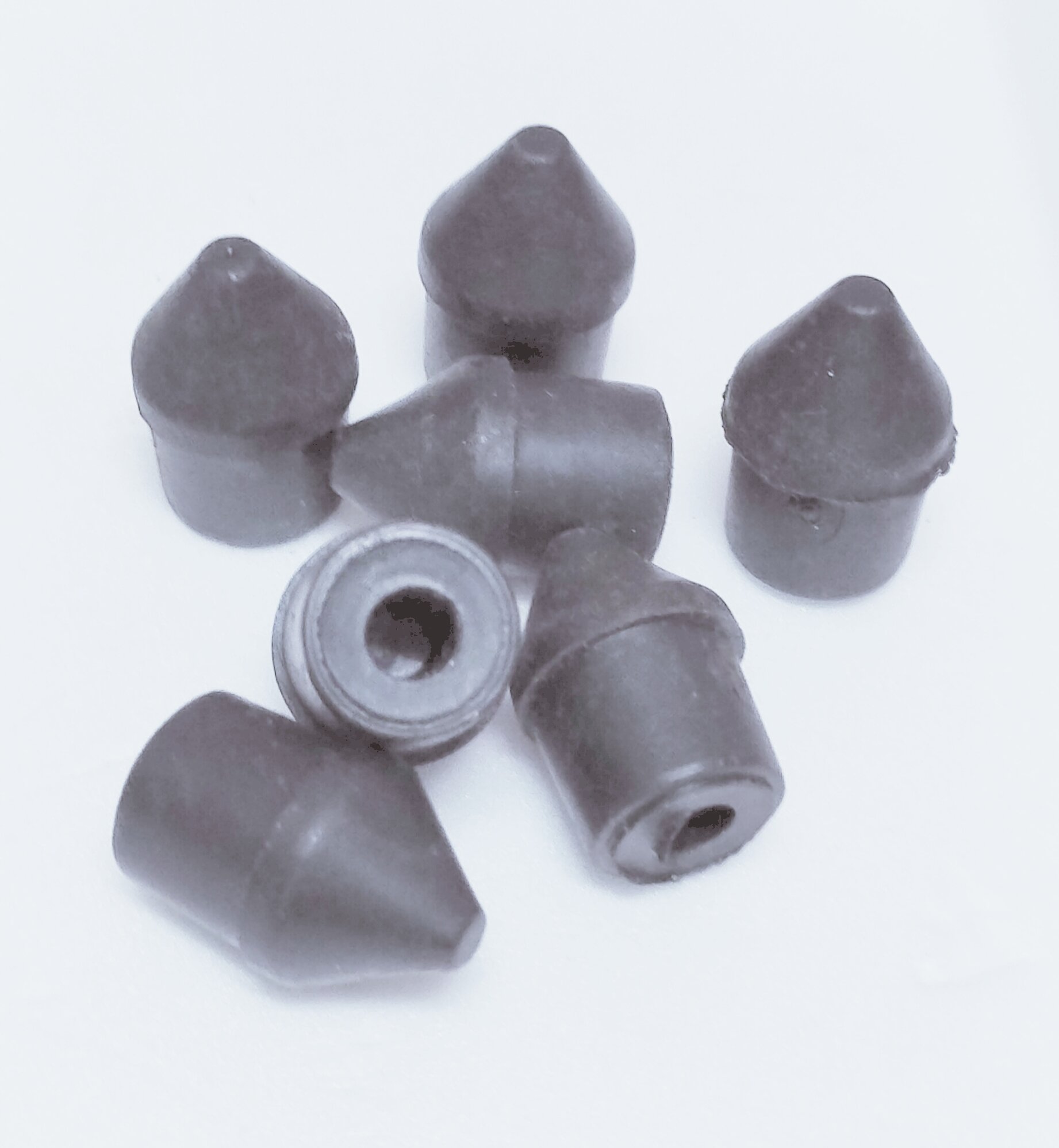 Cao su nhọn nón 25 x14 x10 cái