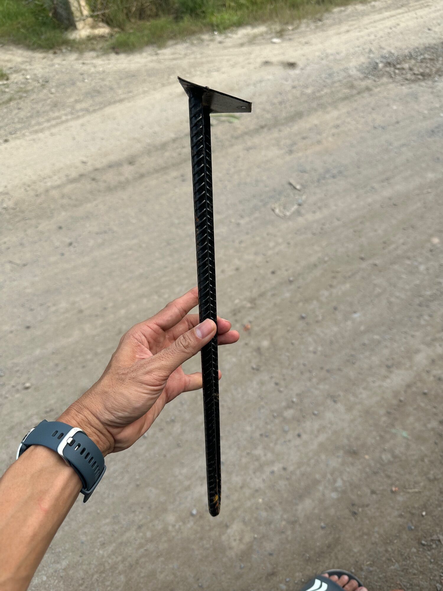 Combo 3 chân bàn sắt răng 60m hairpin kèm vít