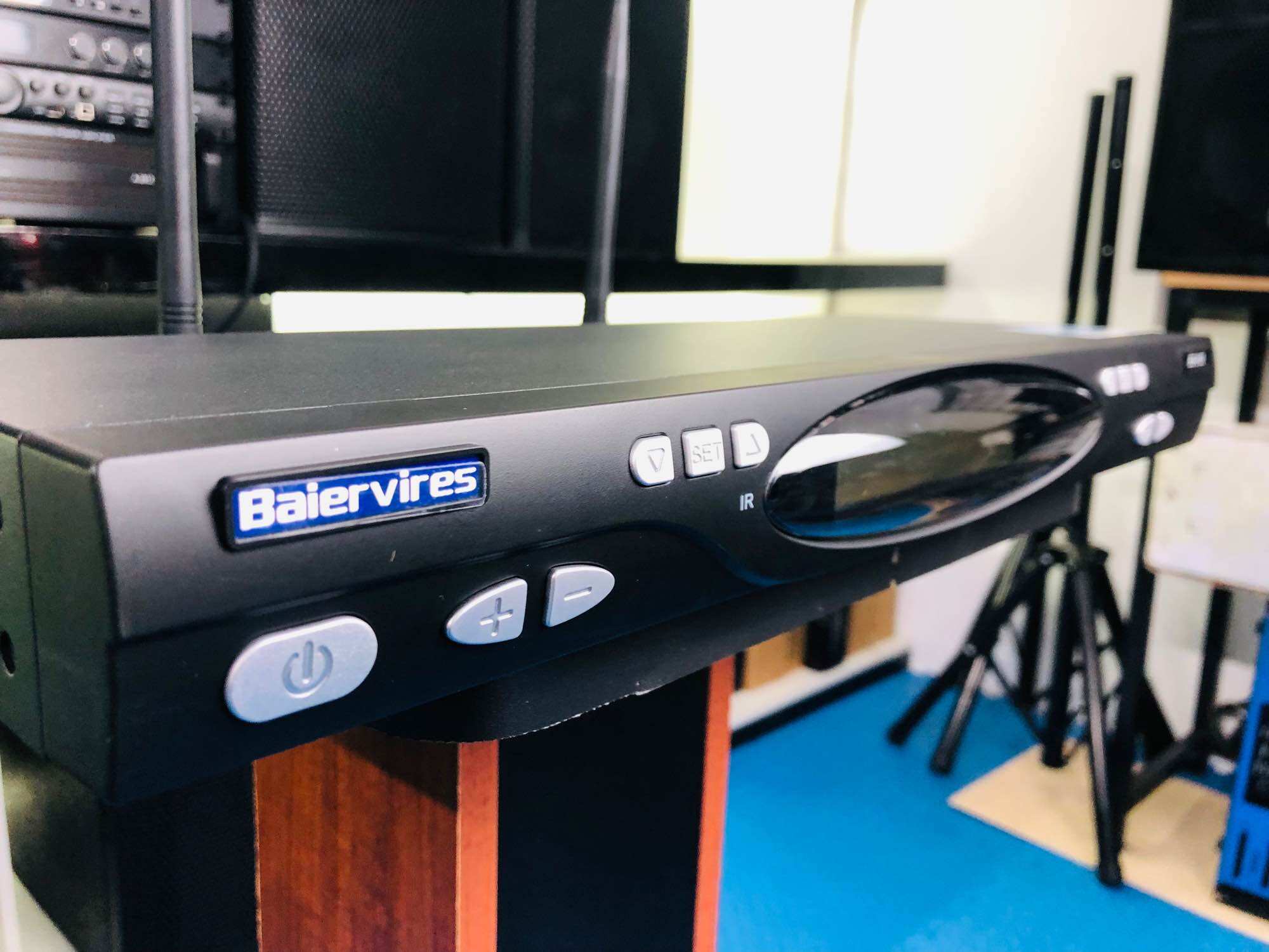Micro Không Dây Baier 9100
