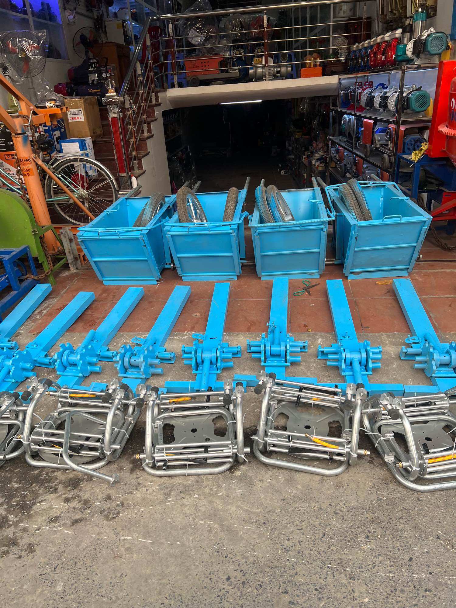 Bàn bẻ mỏ sắt cây F25