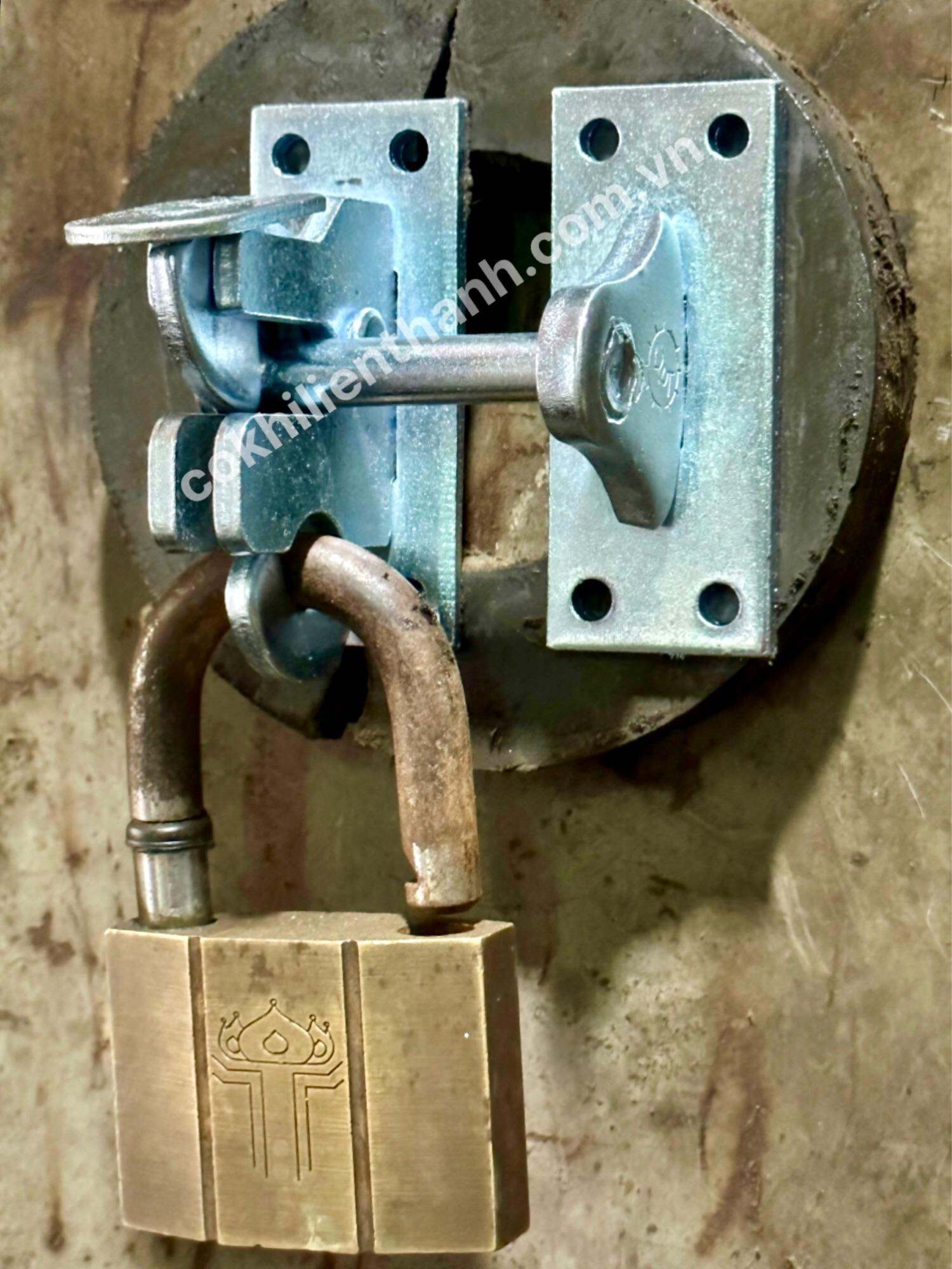 Chốt khoá tự động ( cửa cổng )