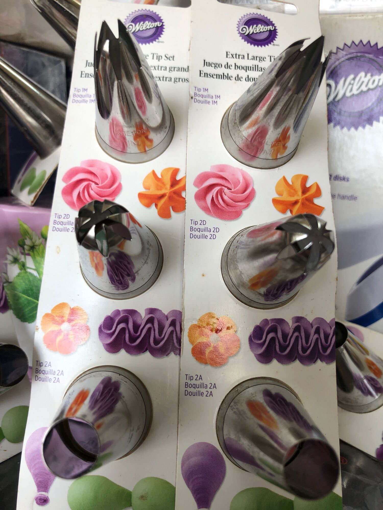 Đuôi Wilton bắt cookie cupcake su kem 2A 2D 1M