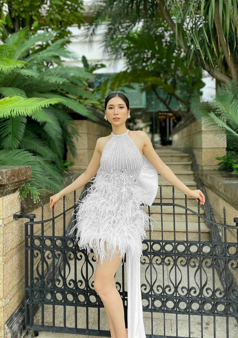 ĐẦM BODY PHỐI NƠ LƯNG CỔ YẾM