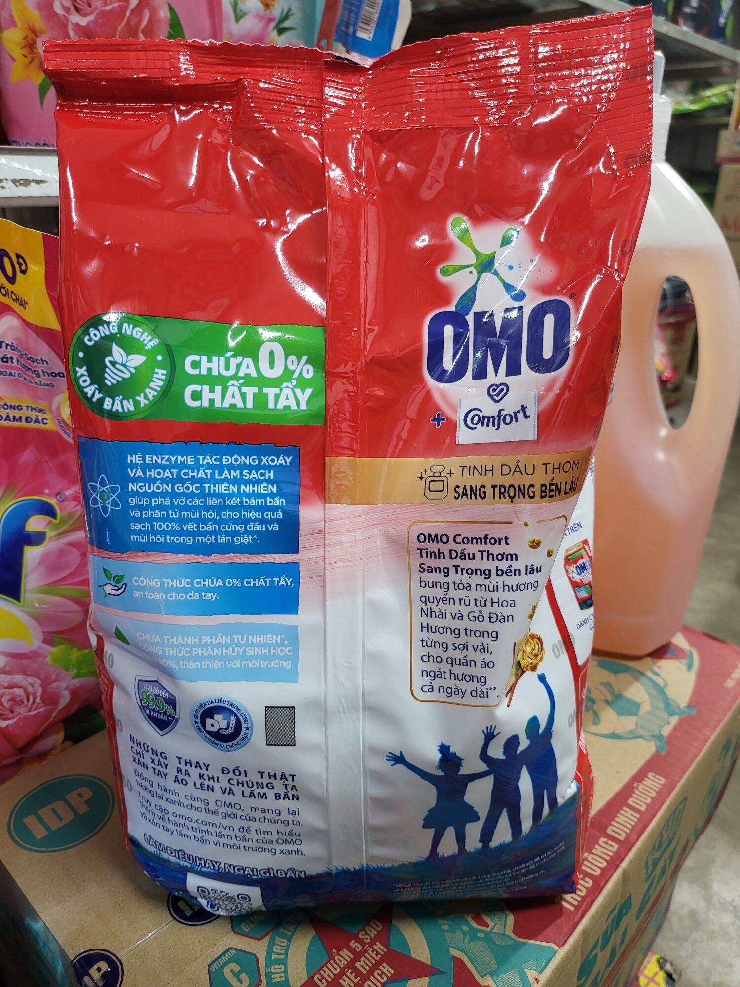 Bột giặt OMO 2,6kg giặt tay