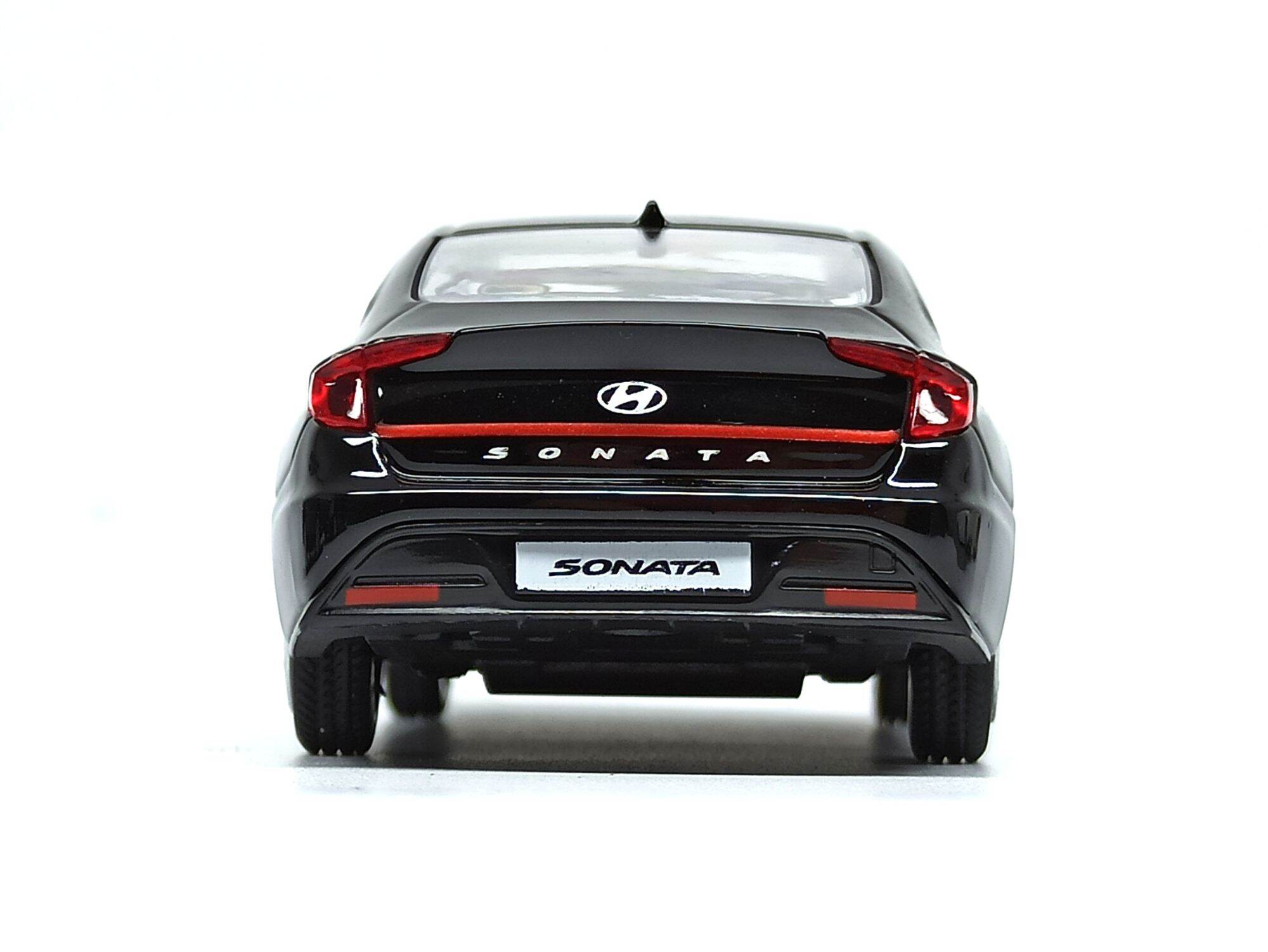Mô hình xe Hyundai Sonata DN8