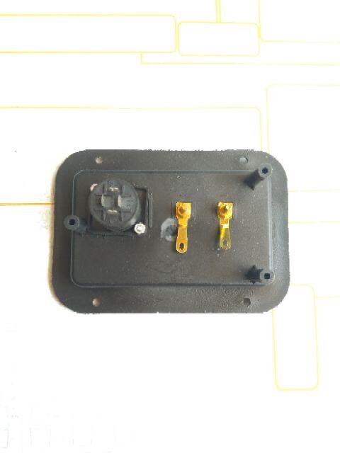 Trạm loa chốt vặn và speakon ( 1 cái )