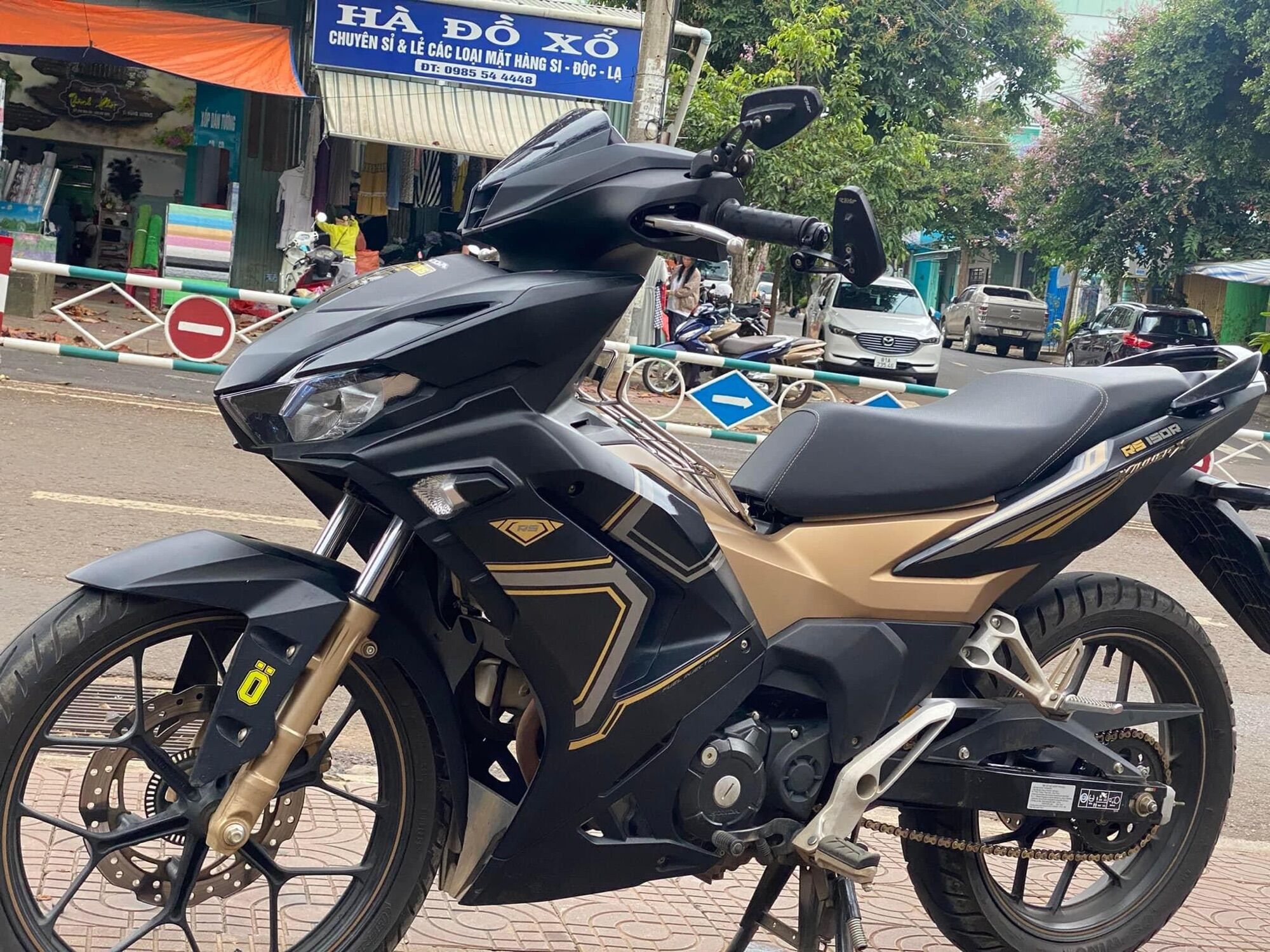 Tem rời winner v3 đen