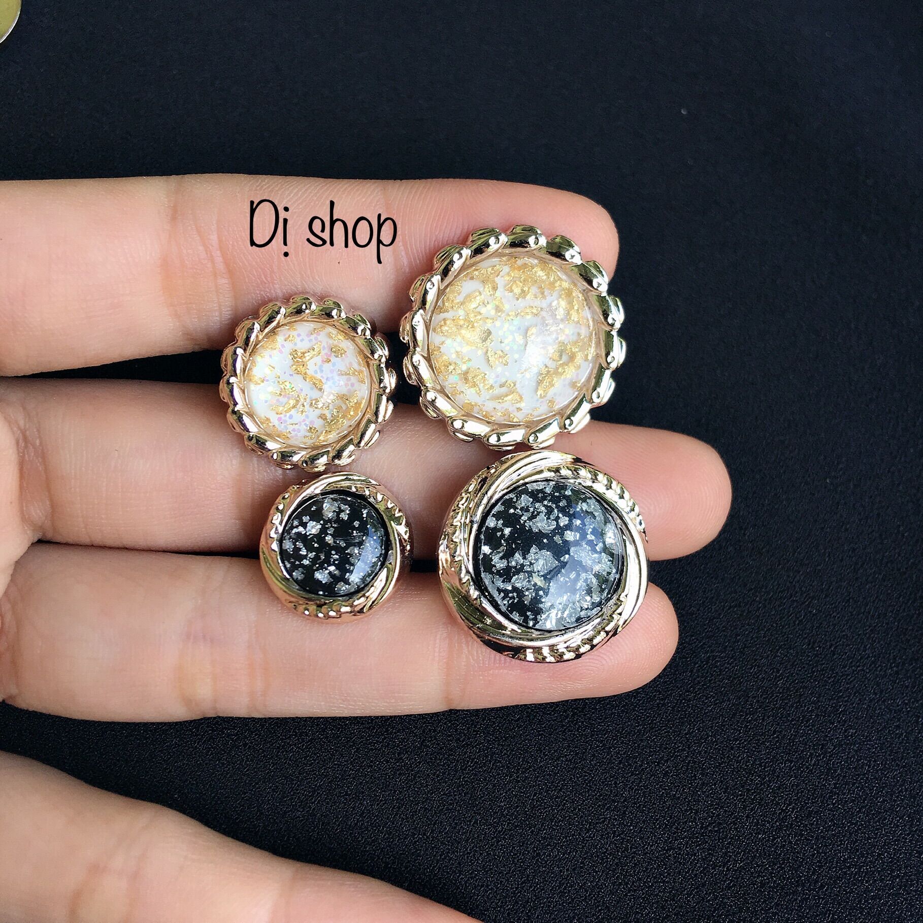 Nút vét nhựa 2 size 2 màu