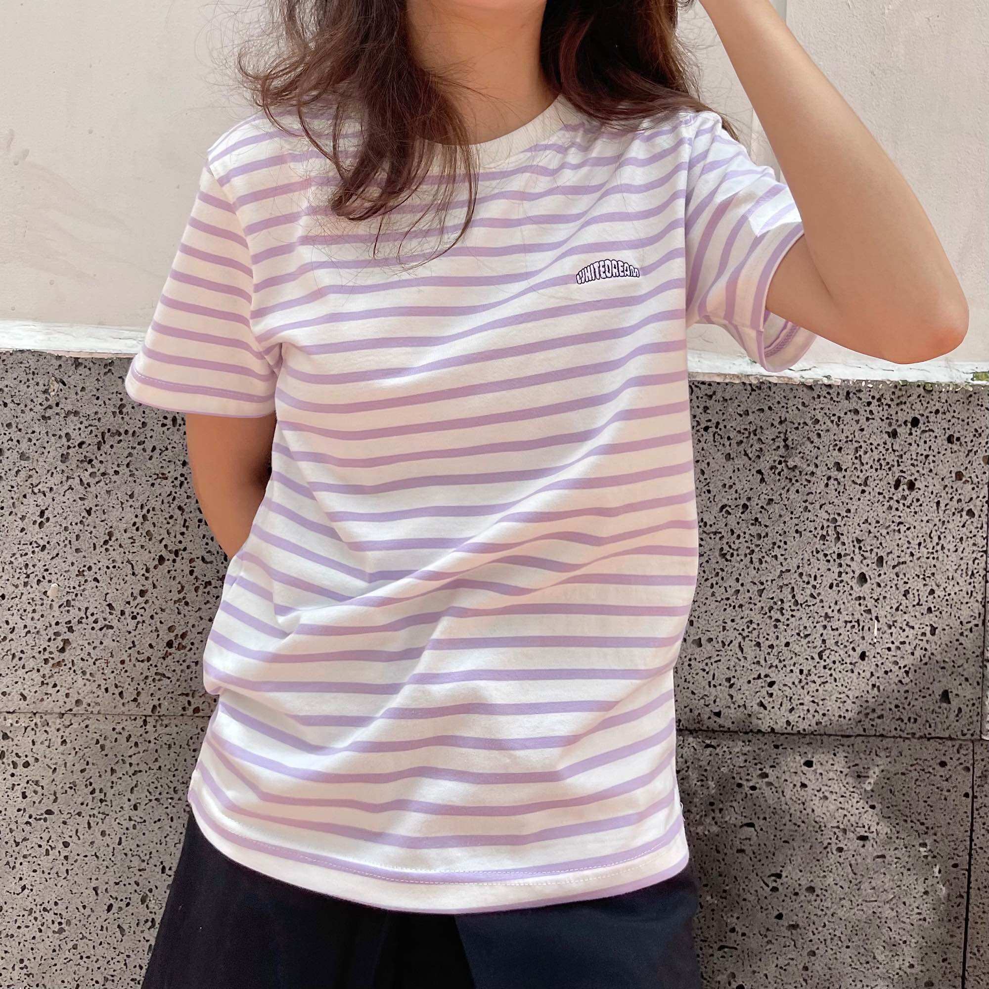 ÁO THUN THÊU LOGO SỌC TÍM PASTEL