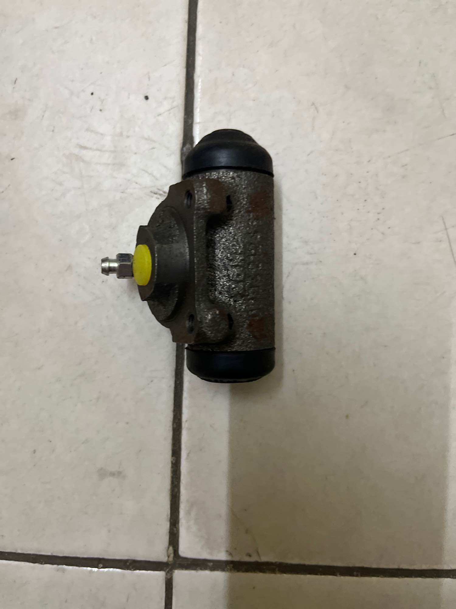 Xi lanh phanh sau ( heo bánh sau) Fiat Siena Và Fiat Albea