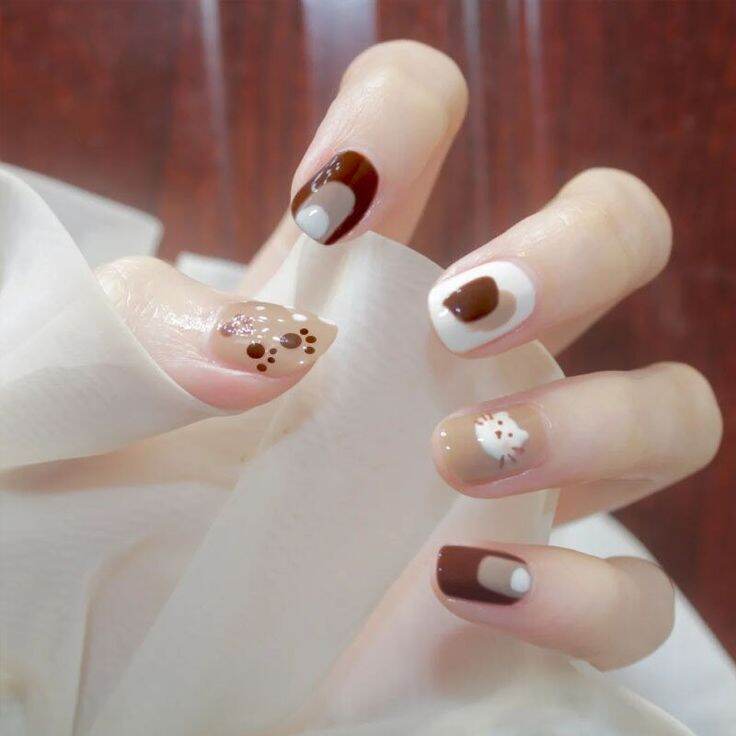 Nailbox móng úp em gấu