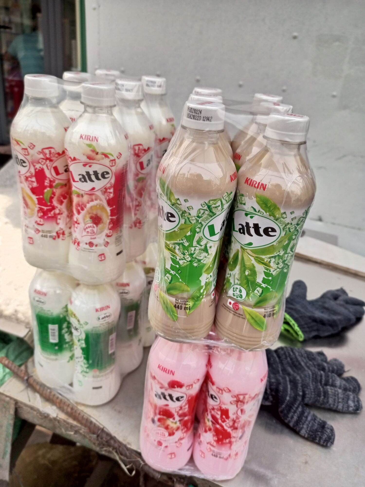 Lốc 6 Chai Trà Latte 440ml đủ vị