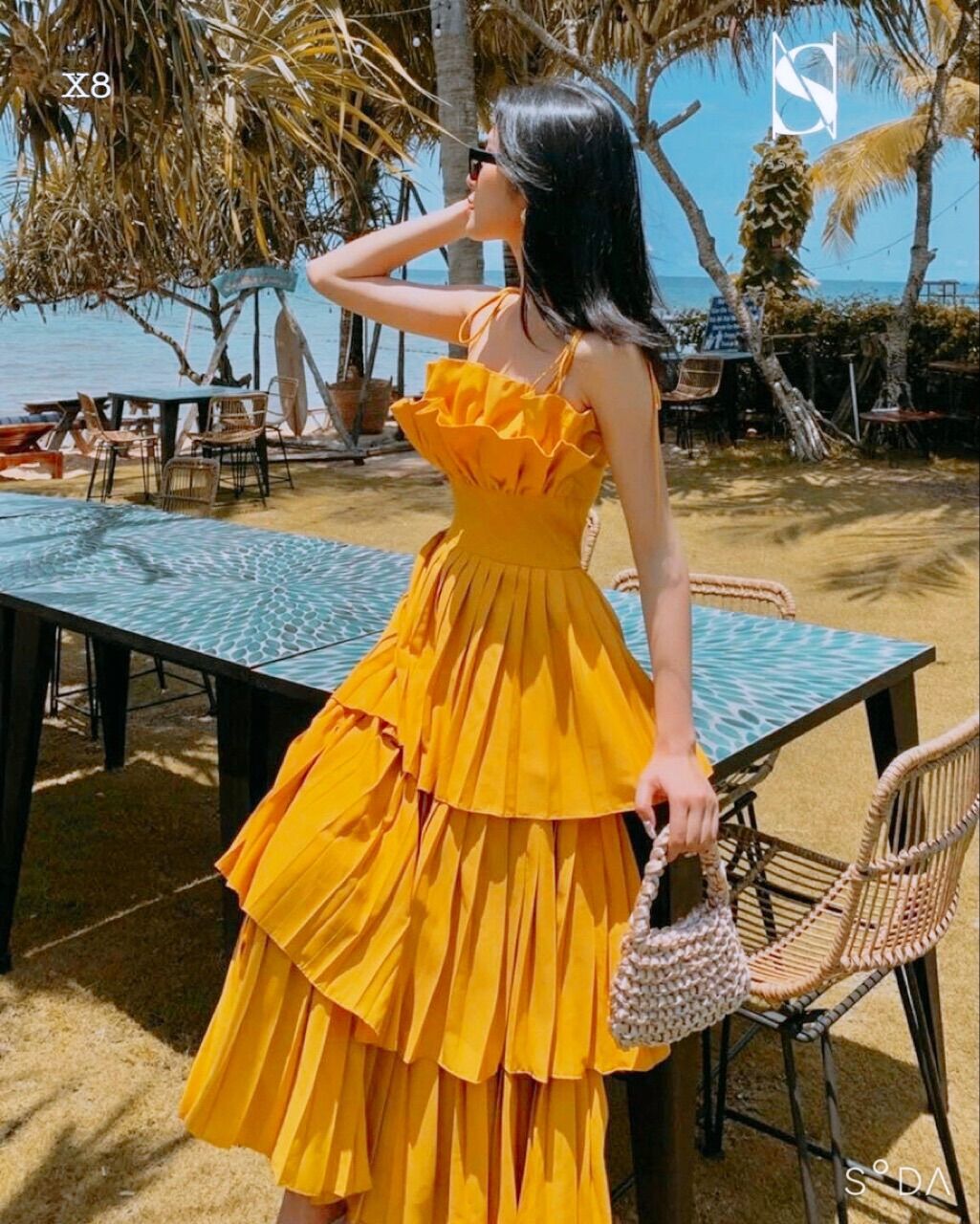 Đầm váy maxi vàng 2 dây thiết kế dập ly tầng xoè du lịch sống ảo dự tiệc xinh đẹp sang chảnh hottrend