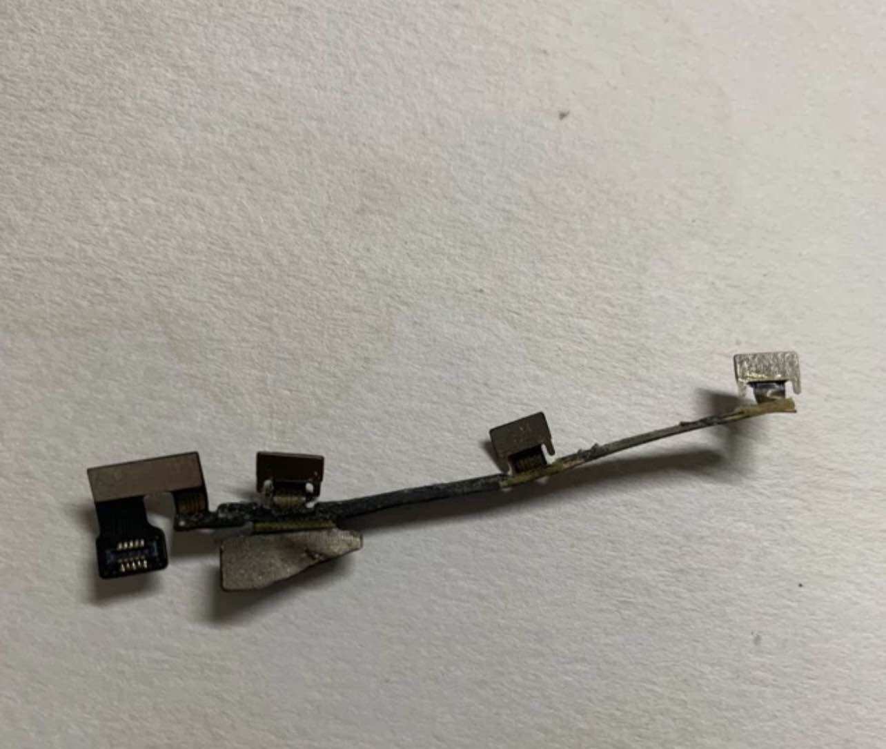 Cáp nguồn blackberry key2