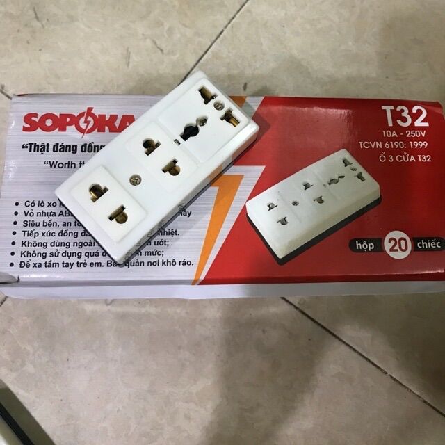 Ổ cắm 3 cửa T32 Sopoka