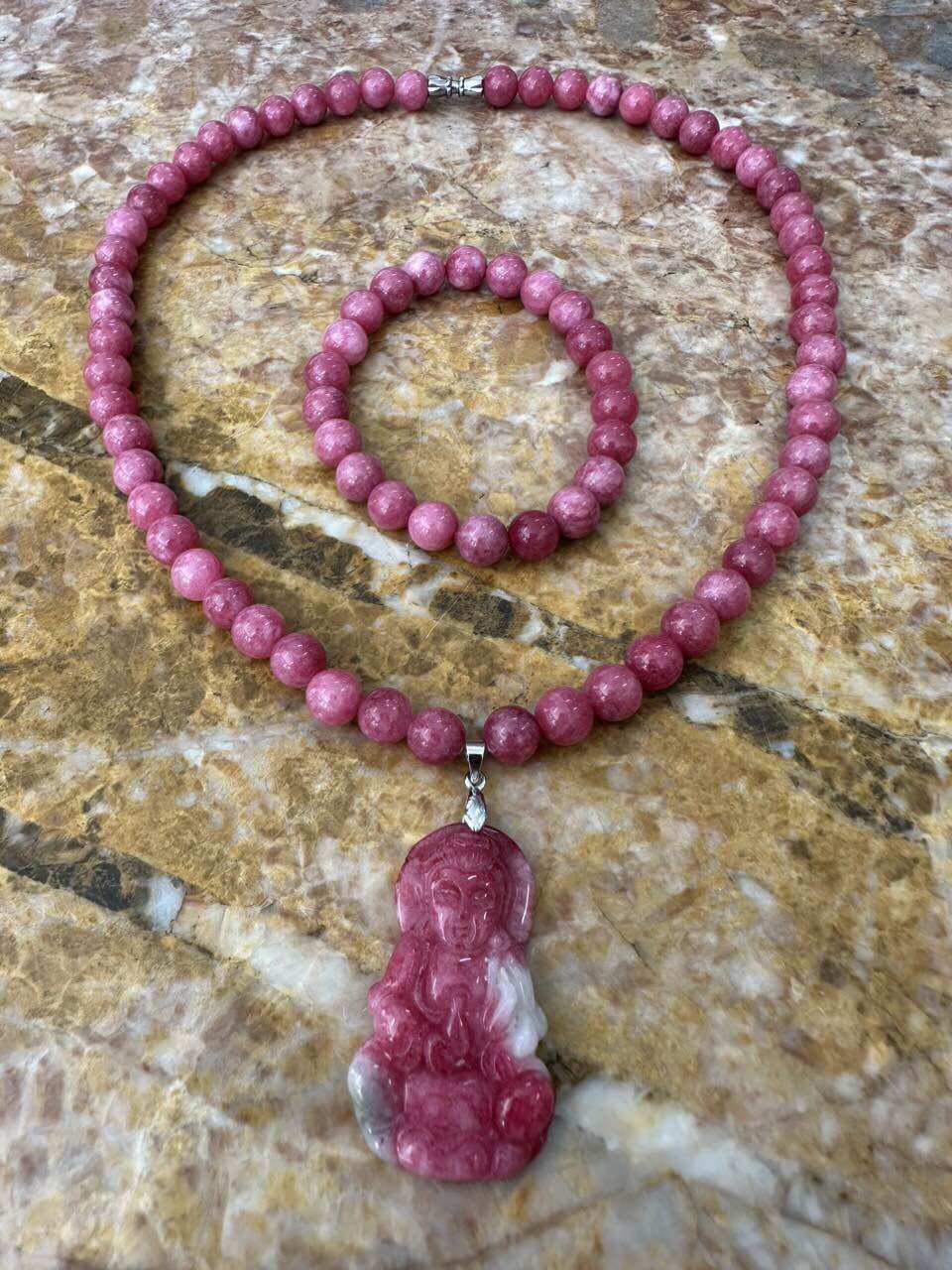 Bộ vòng đá ruby phi mix mặt quan âm rất đẹp