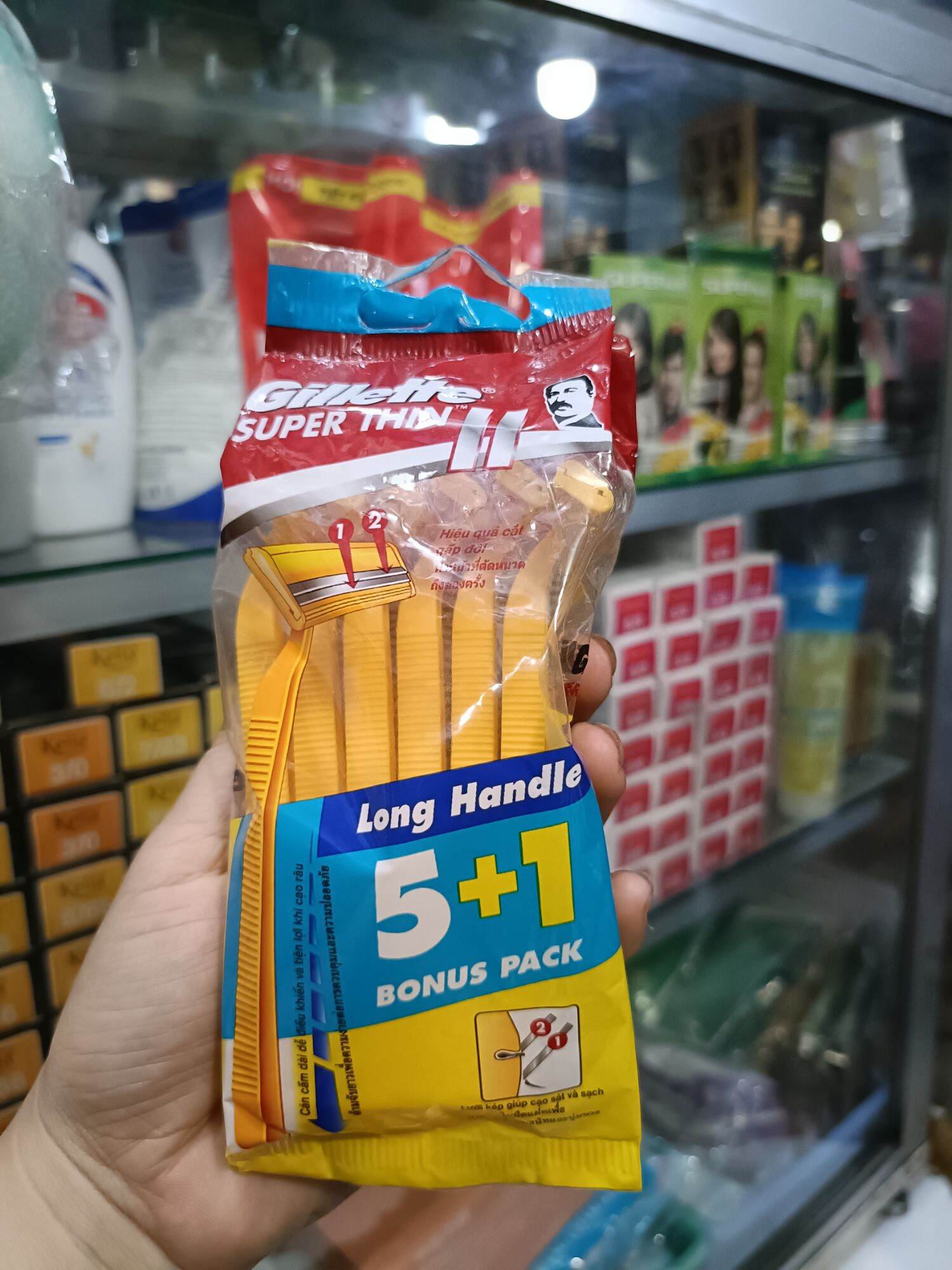 Dao Cạo Râu GILLETTE Cán Vàng (Mua 5 Tặng 1)