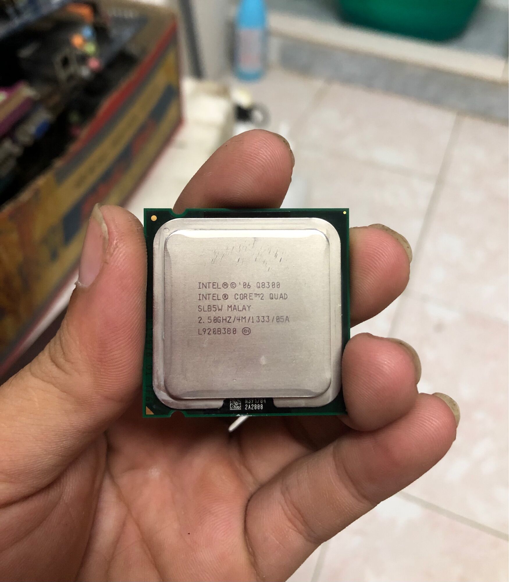 Chip core 2 quad q8300 socket 775