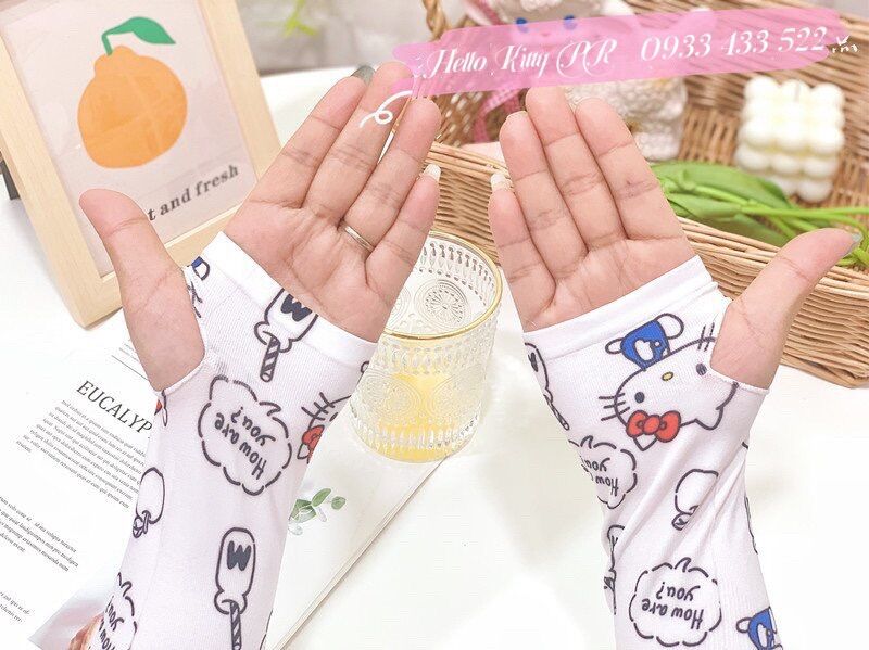 Bao tay chống nắng Hello Kitty - Doremon Doraemon