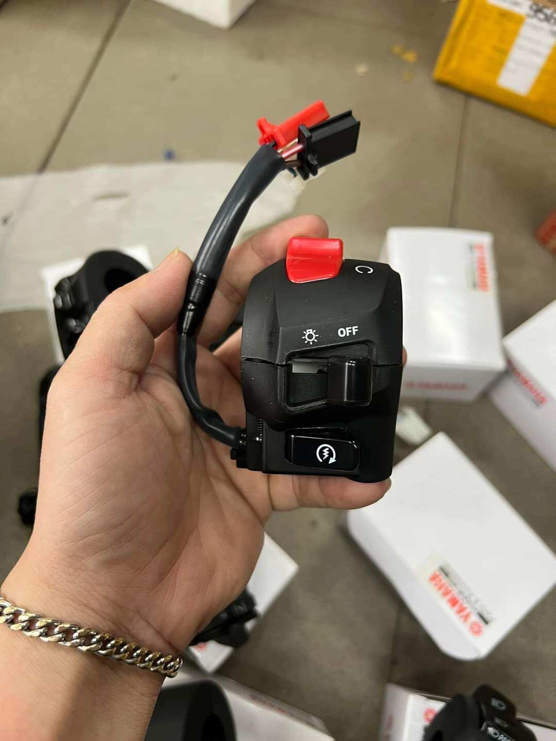 Cùm Công Tắc Ex 150 Chính Hãng Mới