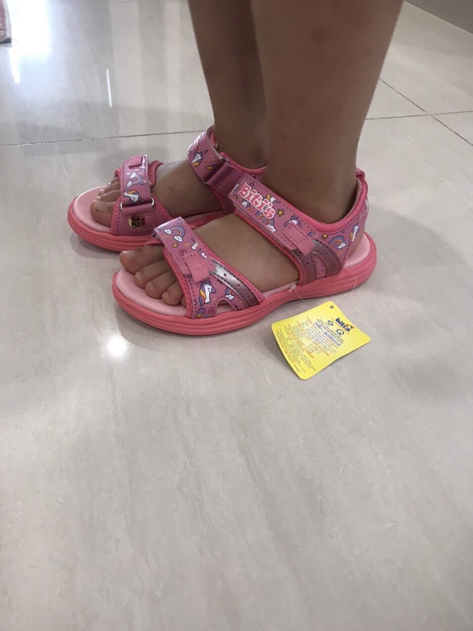 Sandal bé gái siêu nhẹ, bền đẹp 0099( 28-37)