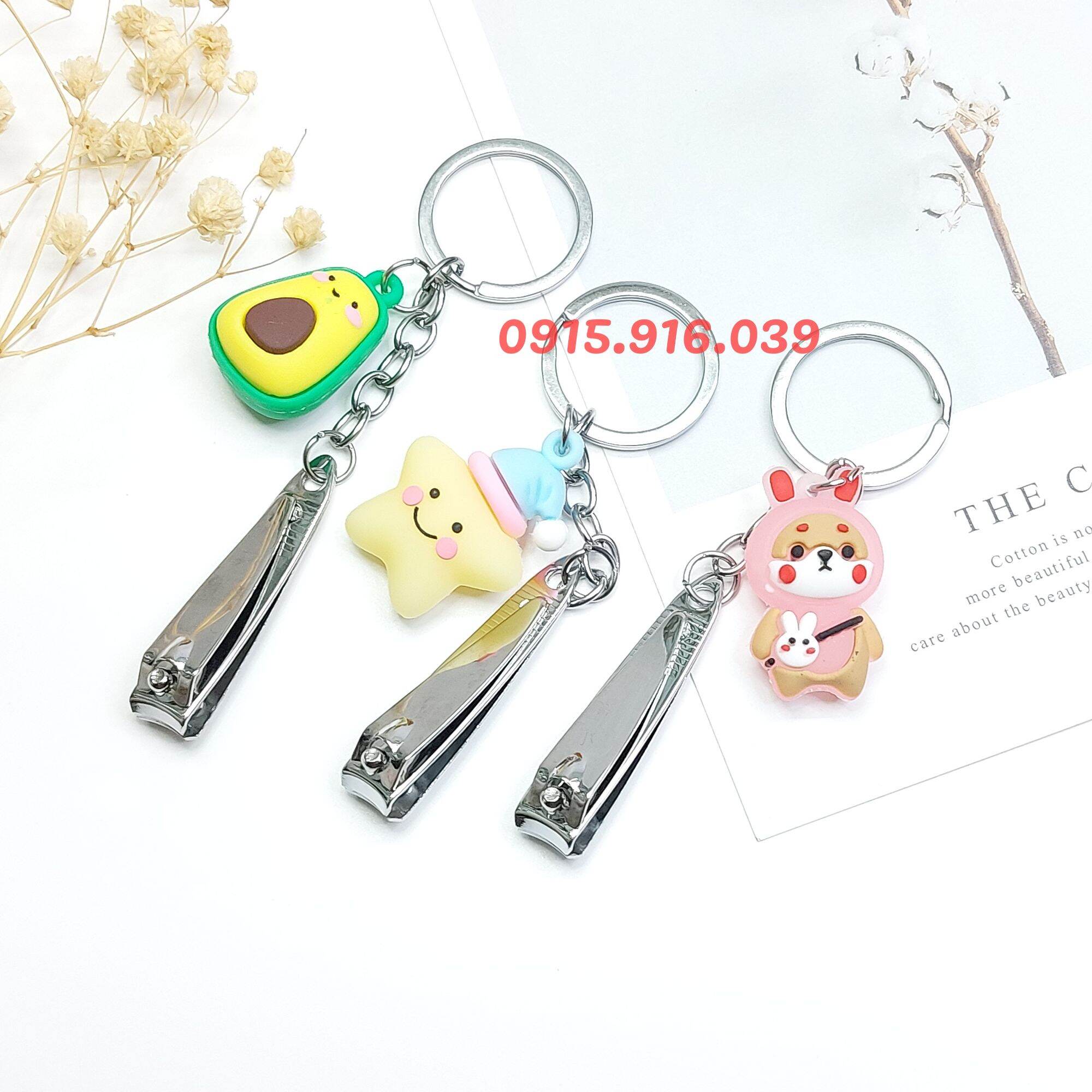 Bấm Móng Tay Kèm Móc Khóa Cao Su Dễ Thương
