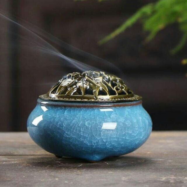 Lư xông trầm hương