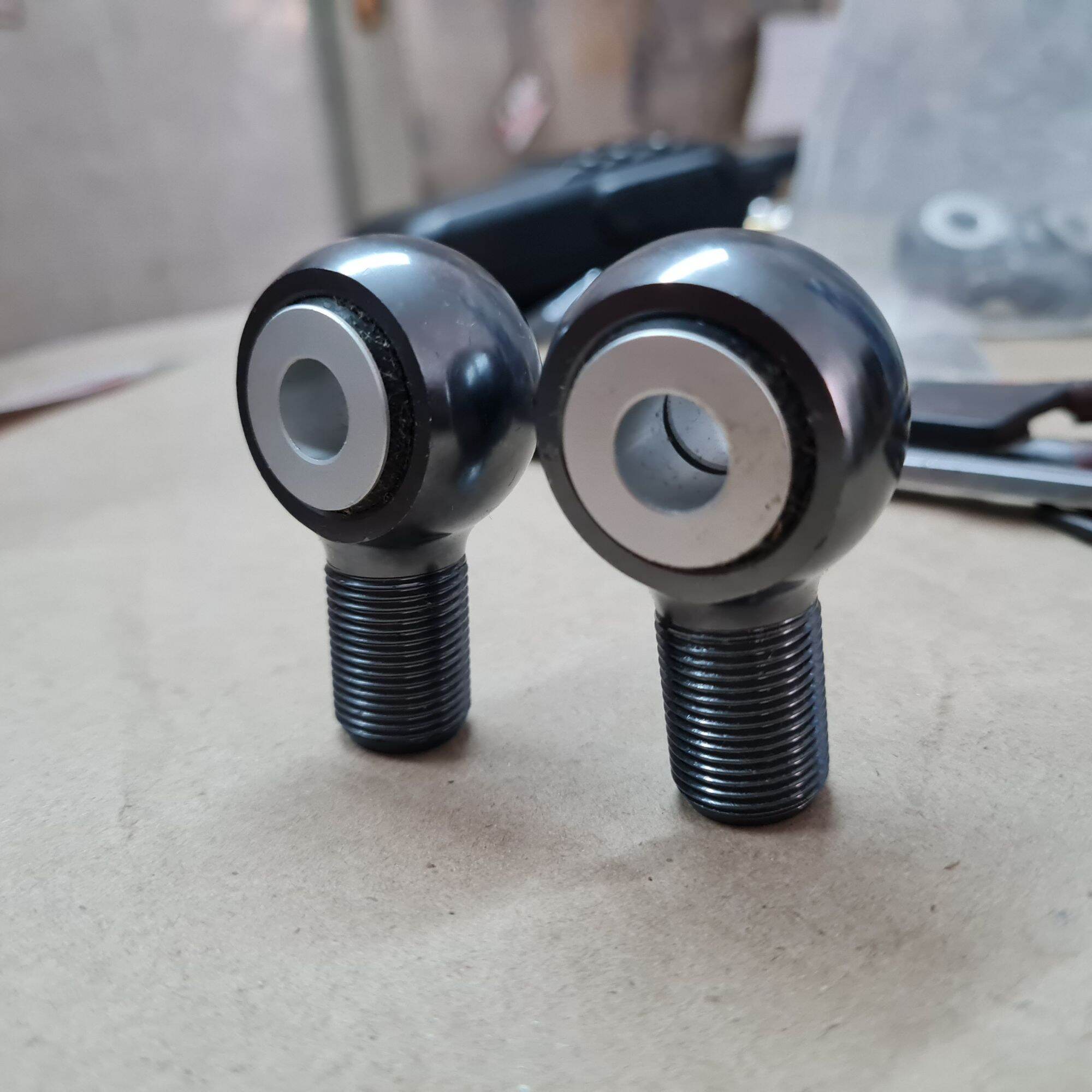 Chân phuộc sau xe Số lẻ 1 cái