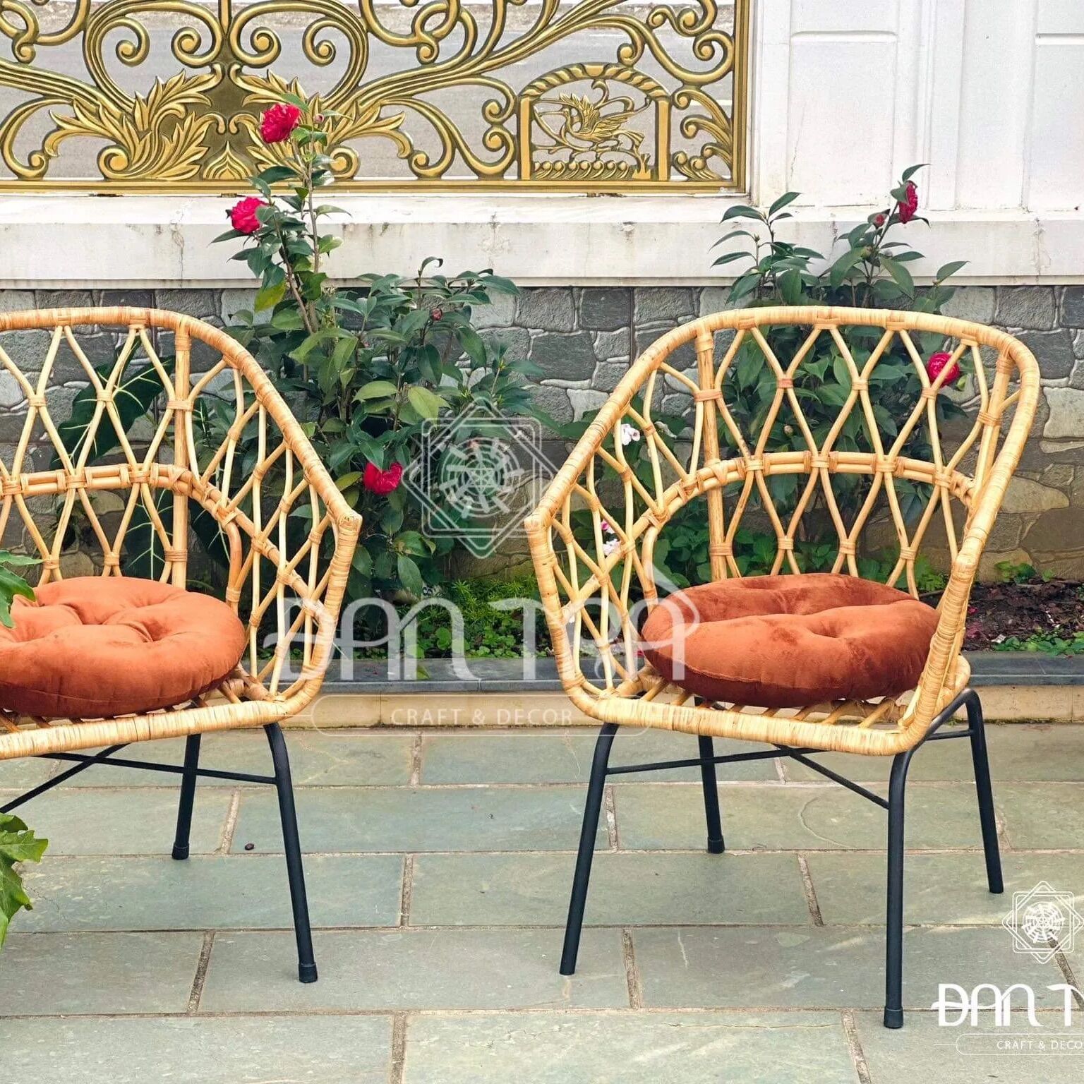 Ghế mây tay bè chân sắt - ghế mây cafe ngoài trời - ghế mây khung sắt đan trà - bàn ghế mây tre đan