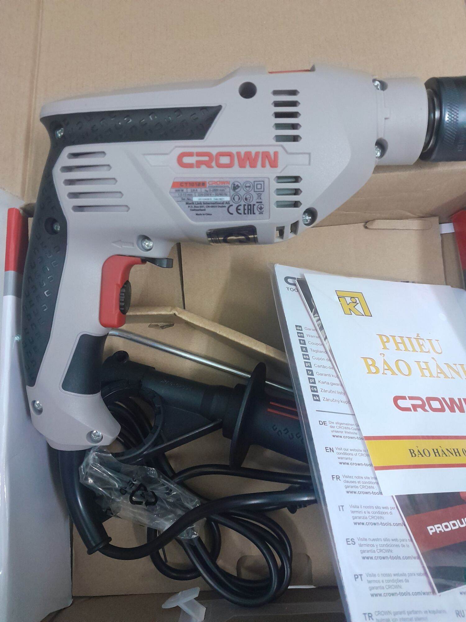 [Nhập RS0822 giảm 30k cho đơn 99k]Máy khoan CROWN CT_10128 13MM